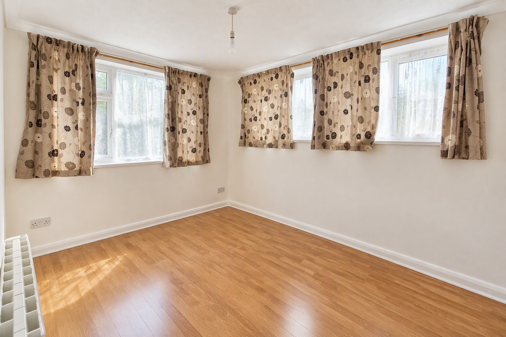 Property photo 2 of 4