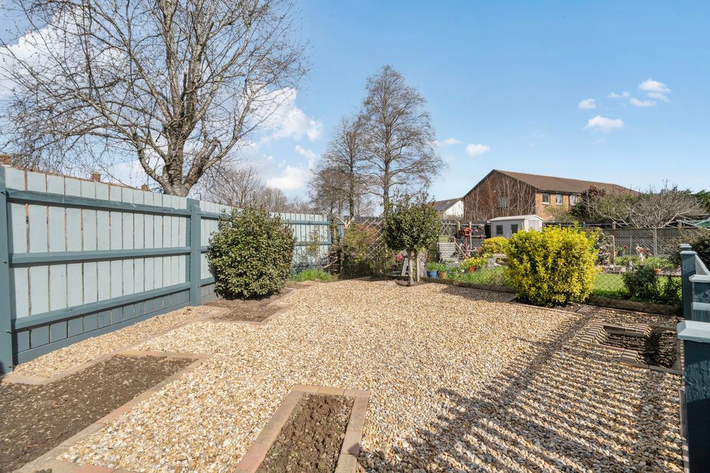 Property photo 3 of 19 Garden