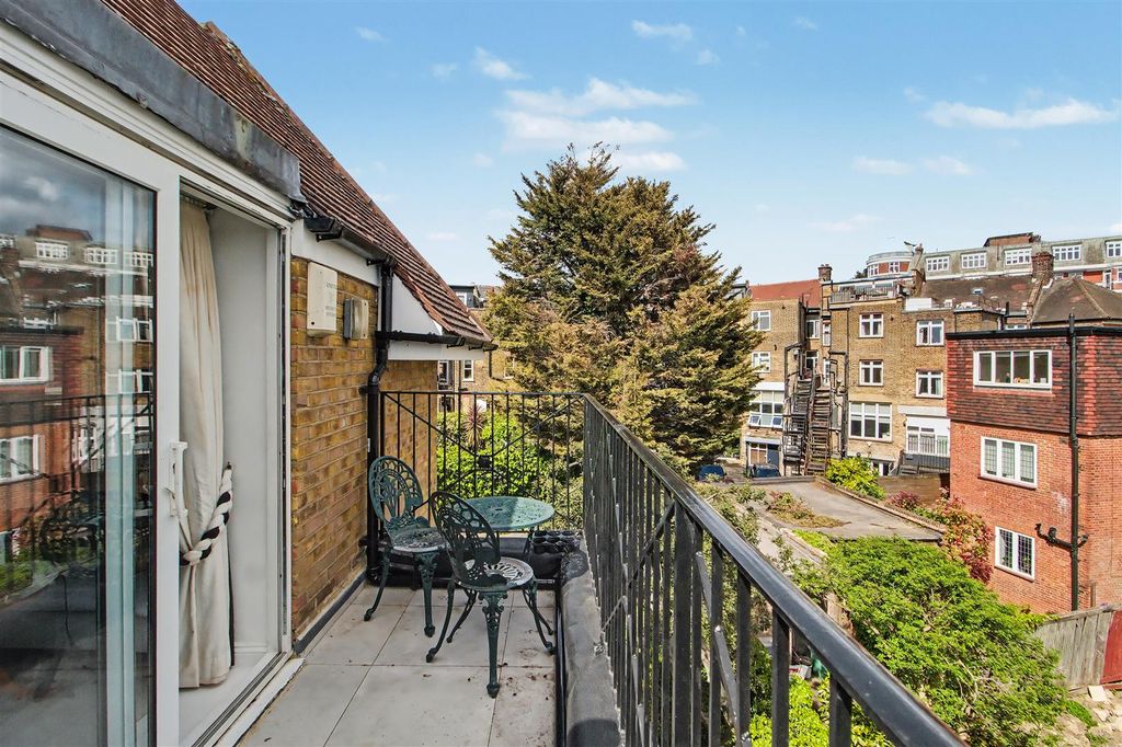 Property photo 2 of 11 2.Jpg