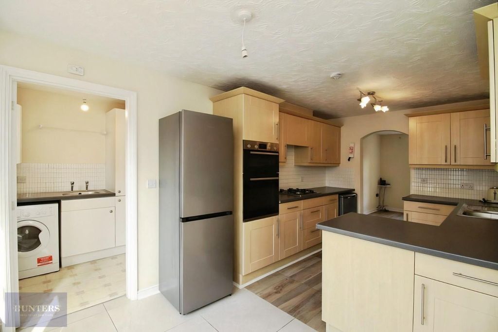 Property photo 3 of 14 B03B7E80-267227_102782002045_Img_03_0000.Jpeg