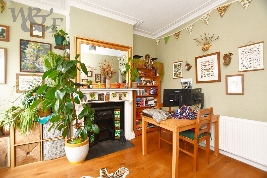 Property photo 2 of 24 Photo 18