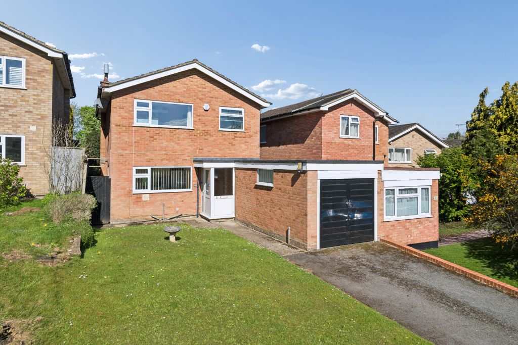 Property photo 1 of 8