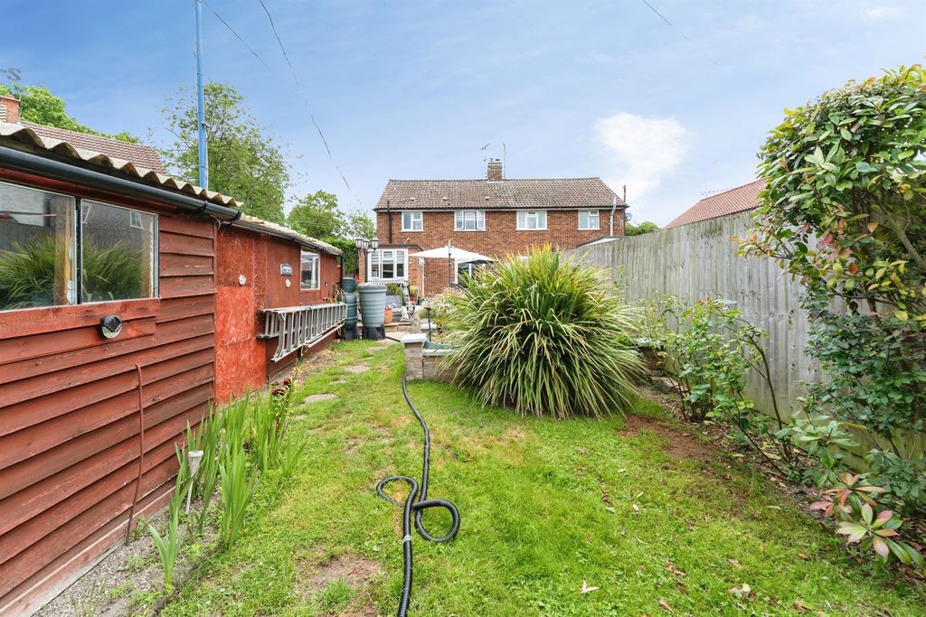 Property photo 3 of 16