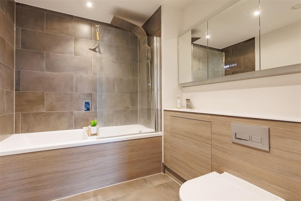 Additional image 12 of 2 bed flat for saleGodfrey House, Edinburgh Gate, Harlow CM20