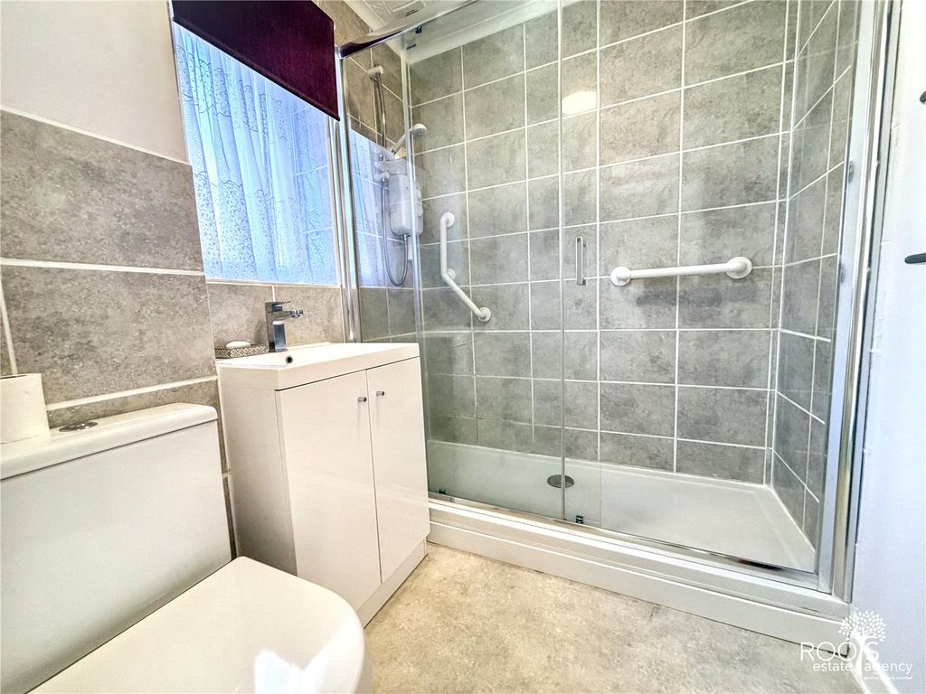 Property photo 3 of 10 Picture No. 06