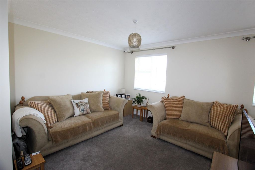 Property photo 2 of 7 2.Jpg