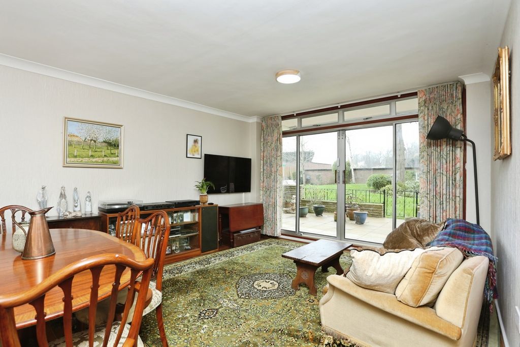 Property photo 3 of 20 Pbox-Img.Jpg