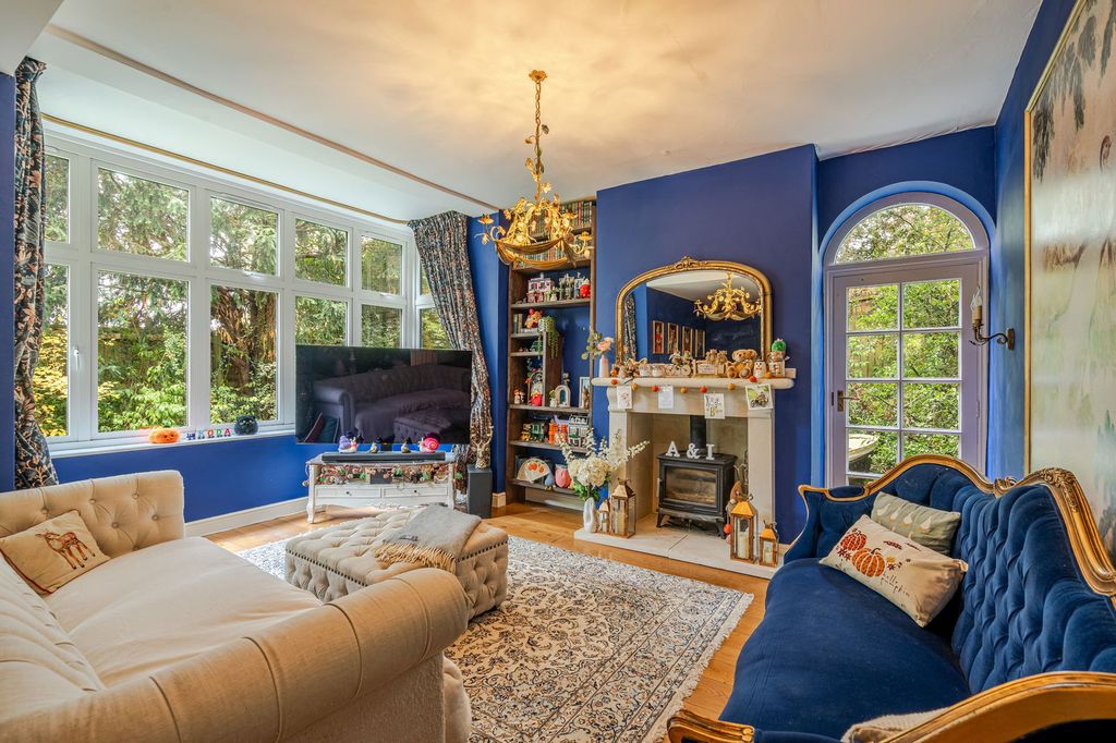 Property photo 3 of 15