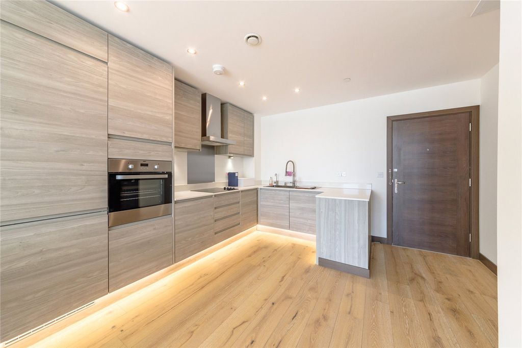 Property photo 2 of 7 Picture No. 04