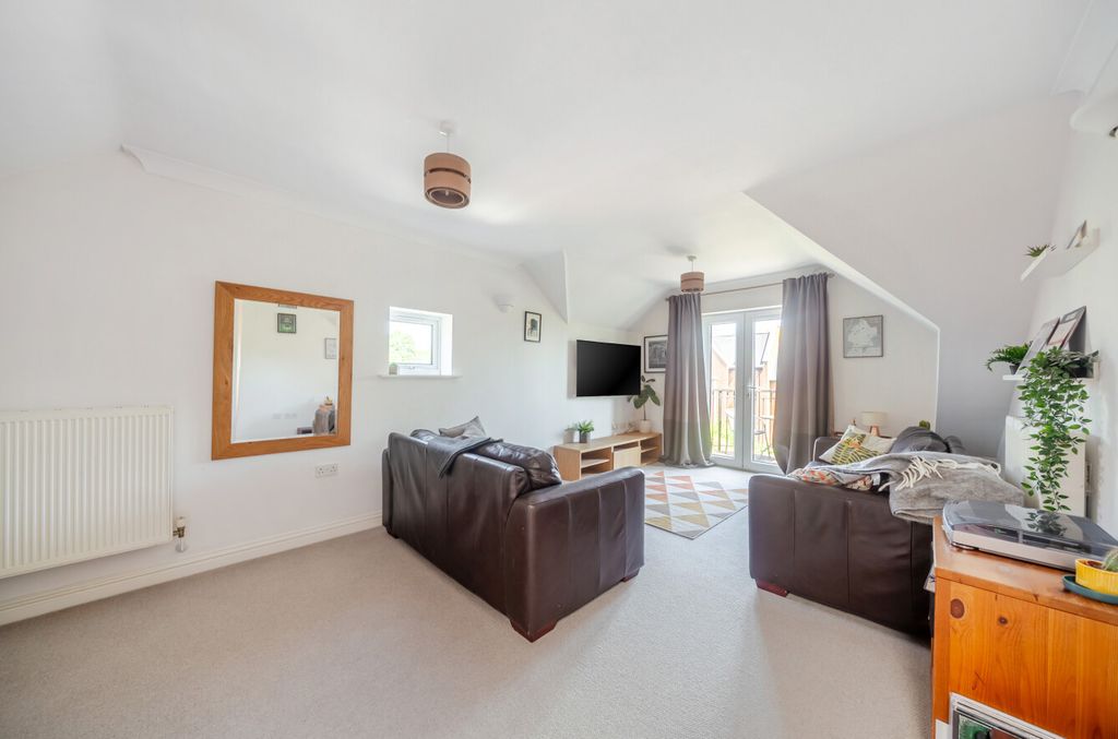 Property photo 2 of 10 1465727-14-6A15A9...