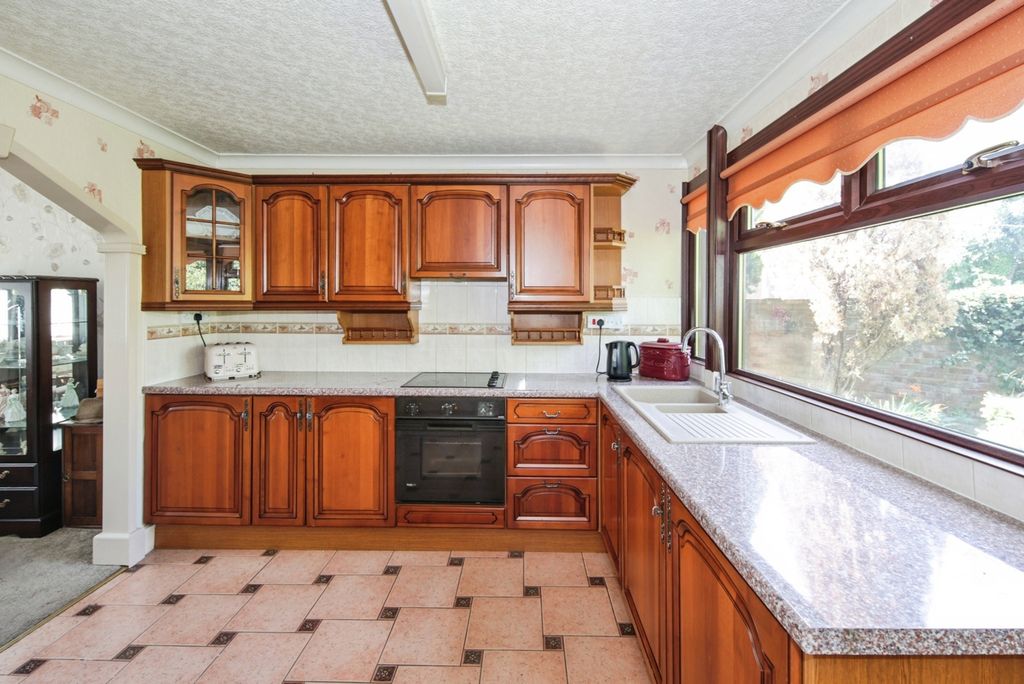 Property photo 2 of 17 Pbox-Img.Jpg