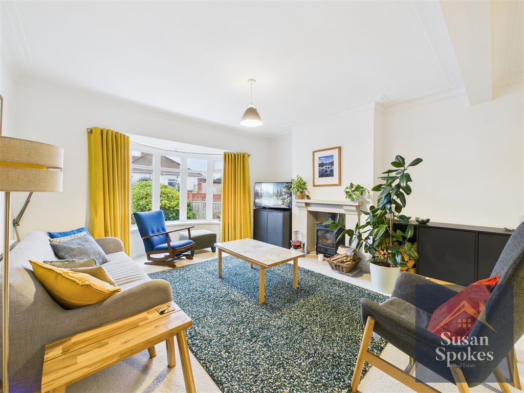 Property photo 2 of 23 Cam01858G0-Pr0219-Still002.Jpg