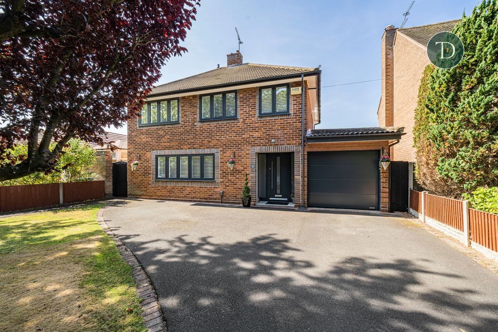 Property photo 1 of 35