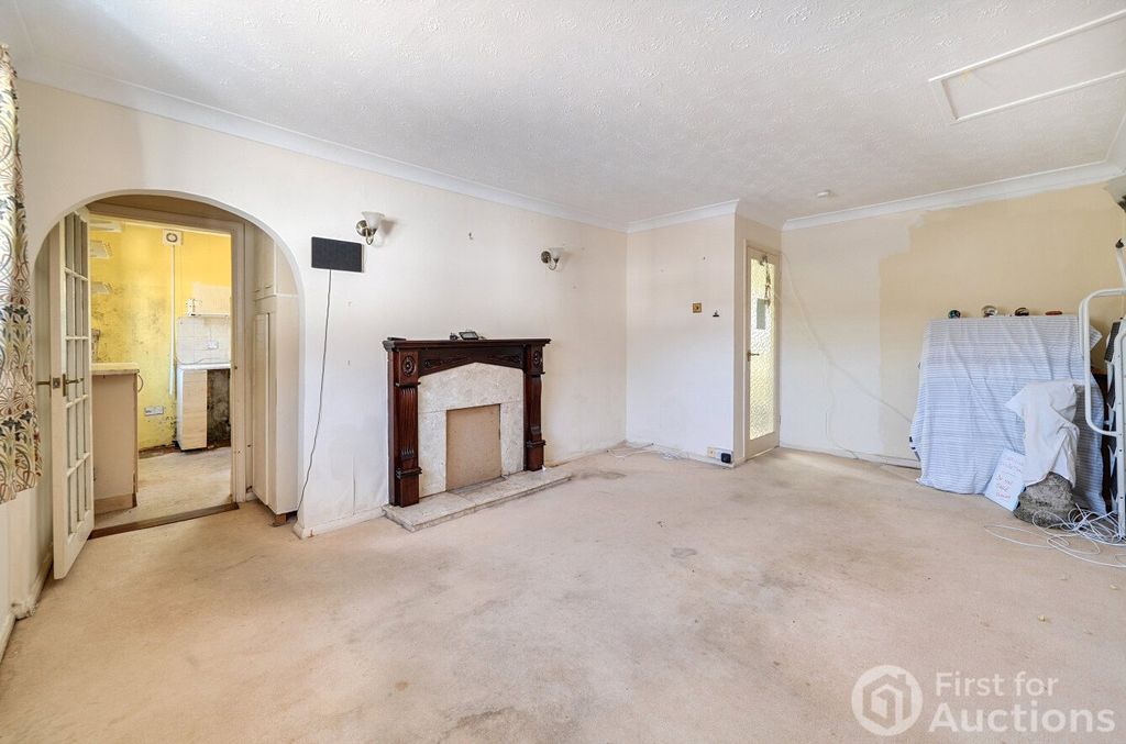 Property photo 2 of 14 Reception Room
