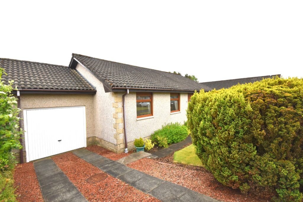 Property photo 3 of 26