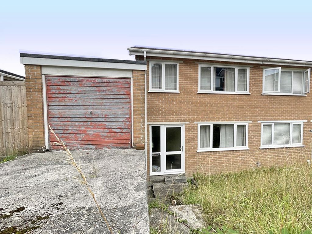 Property photo 1 of 5 Erlstoke Close 37 - Front.Jpg