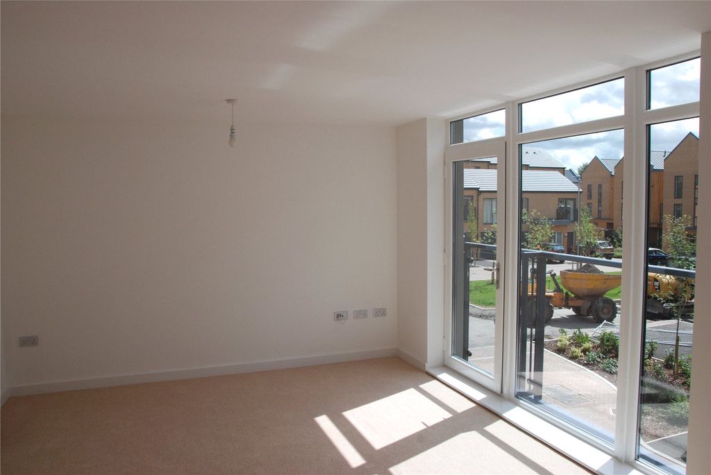 Property photo 2 of 7 Picture No. 24
