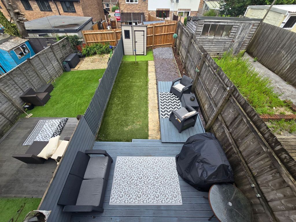 Property photo 2 of 17