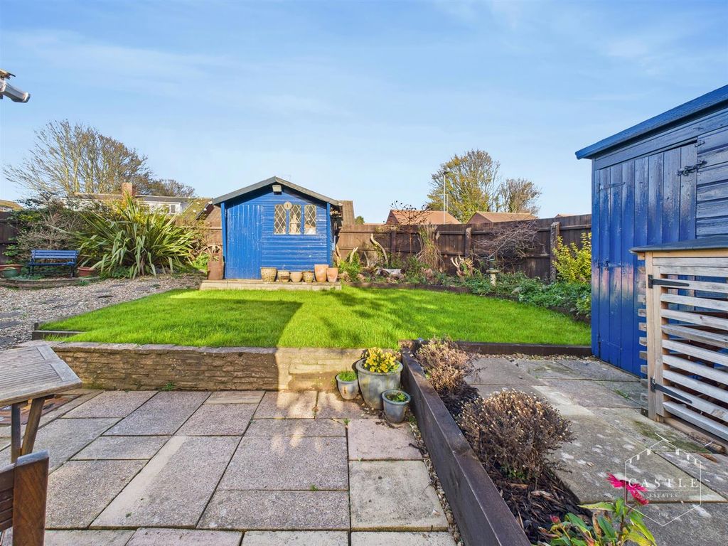 Property photo 2 of 20 Outside