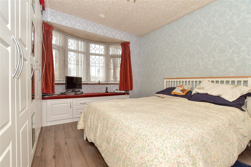 Property photo 1 of 12 Bedroom 1