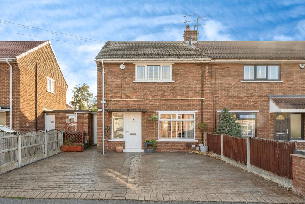 Property photo 1 of 17 Front