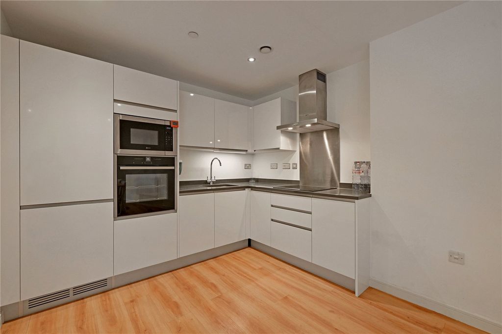 Property photo 2 of 11 Picture No. 05