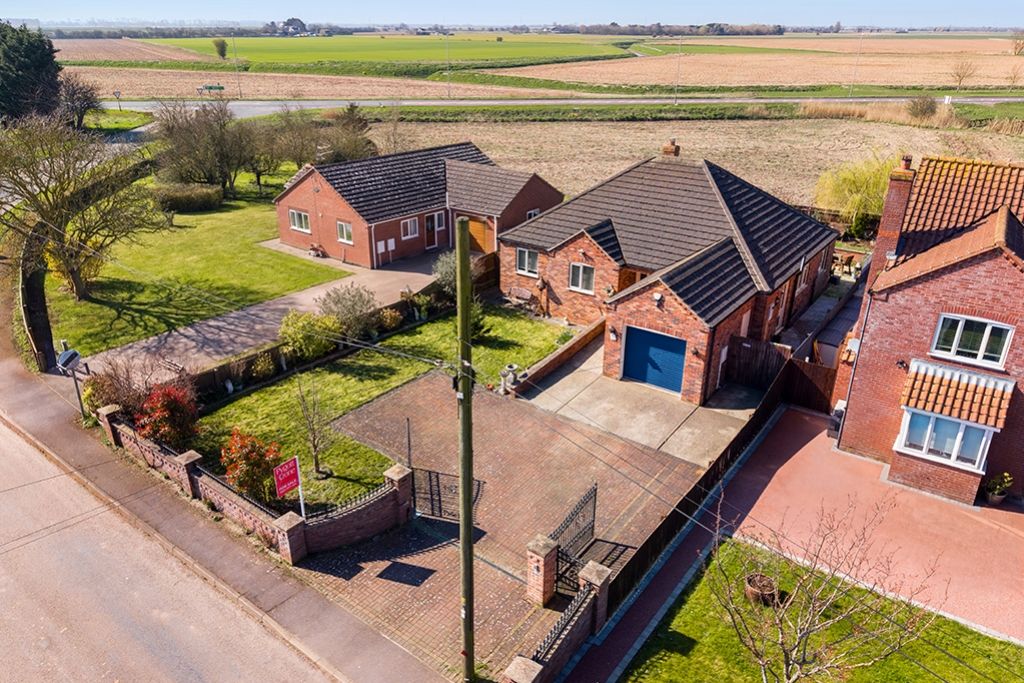 Property photo 1 of 31 61C Old Main Road (Fosdyke)-1