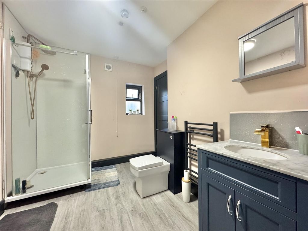 Property photo 2 of 6 Img_1482.Jpg