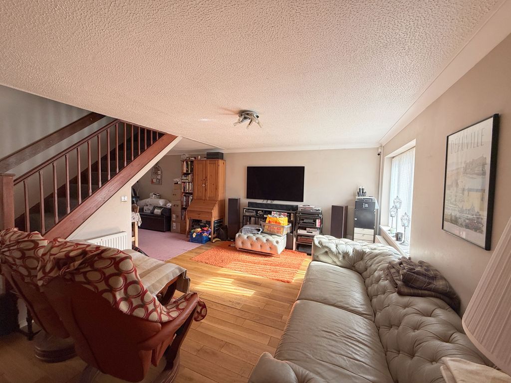 Property photo 3 of 14 Gallery