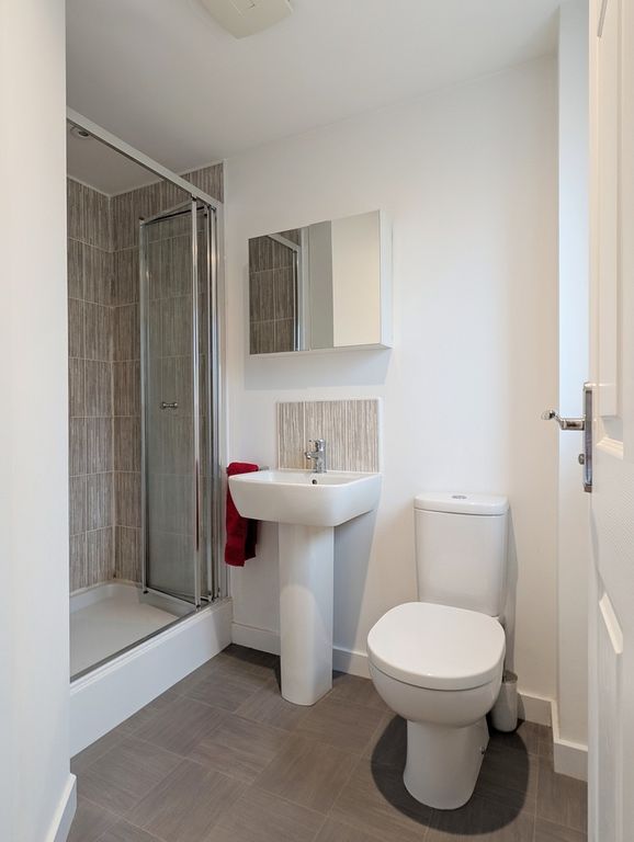 Additional image 7 of 3 bed terraced house to rentKersebrock Place, Larbert FK2