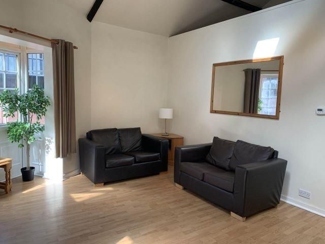 Property photo 2 of 8 Property-Photo-Service (2).Jpeg