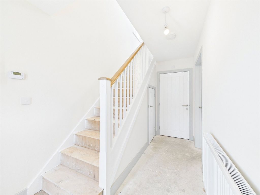 Property photo 2 of 16 Picture No. 02
