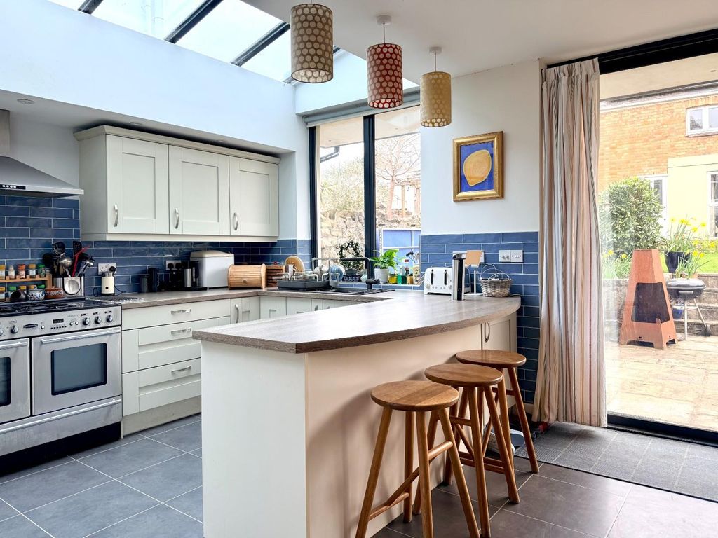 Additional image 15 of 5 bed end terrace house for saleClive Place, Penarth CF64