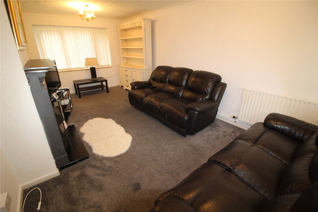 Property photo 3 of 15 Picture No. 04