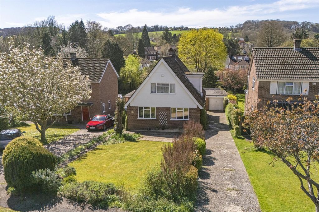 Property photo 1 of 17