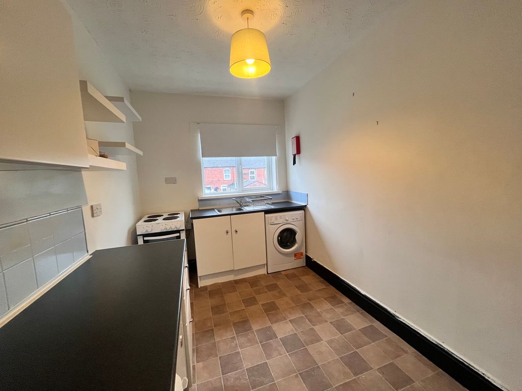 Property photo 2 of 12 Image