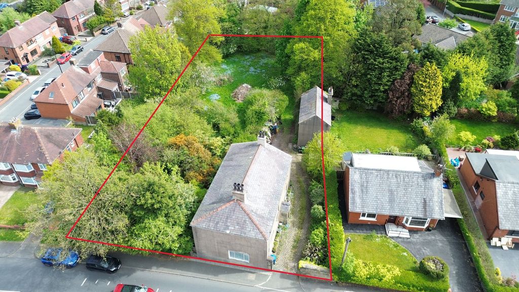 Property photo 3 of 17