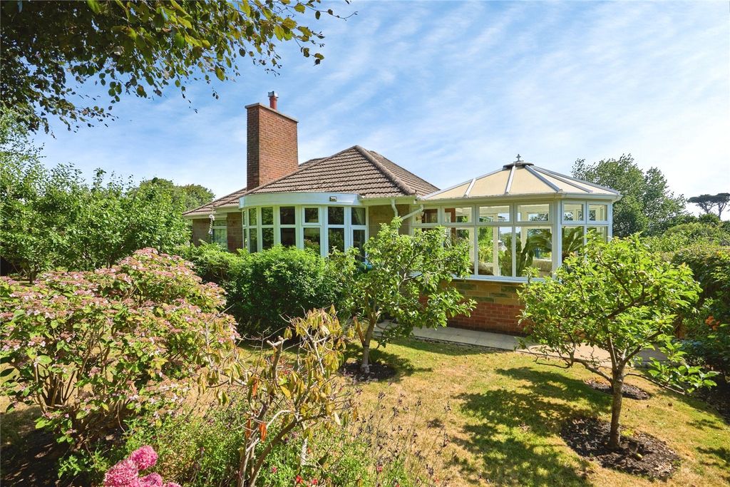 Property photo 1 of 23 Garden