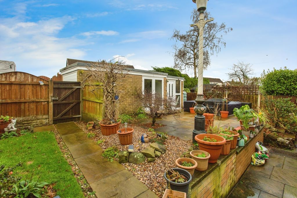 Property photo 3 of 18 Photo