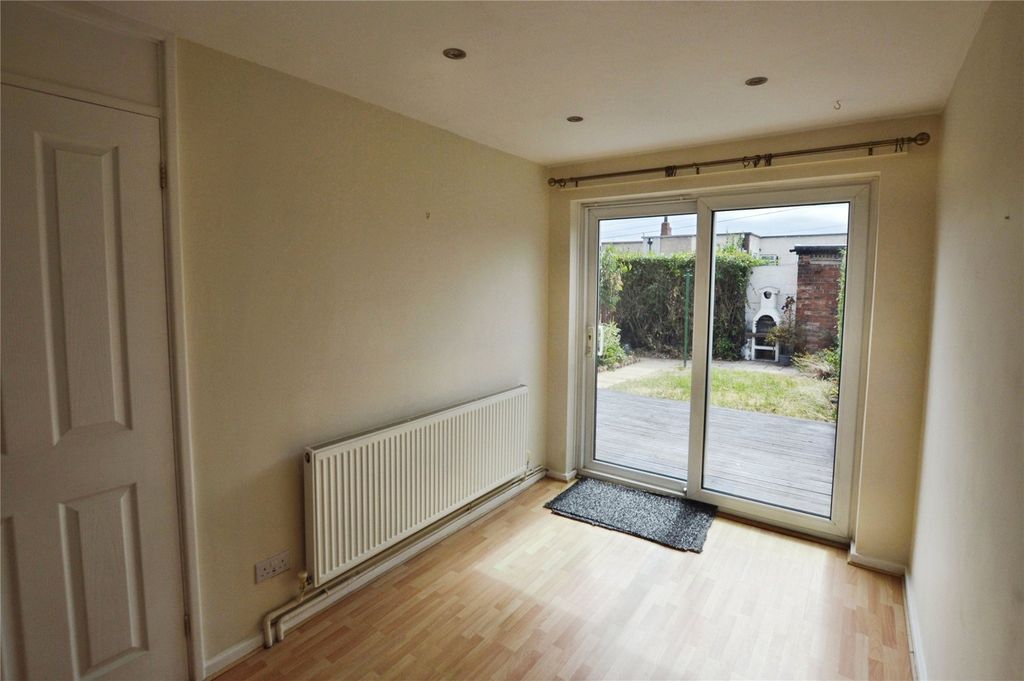 Property photo 3 of 15 Picture No. 23