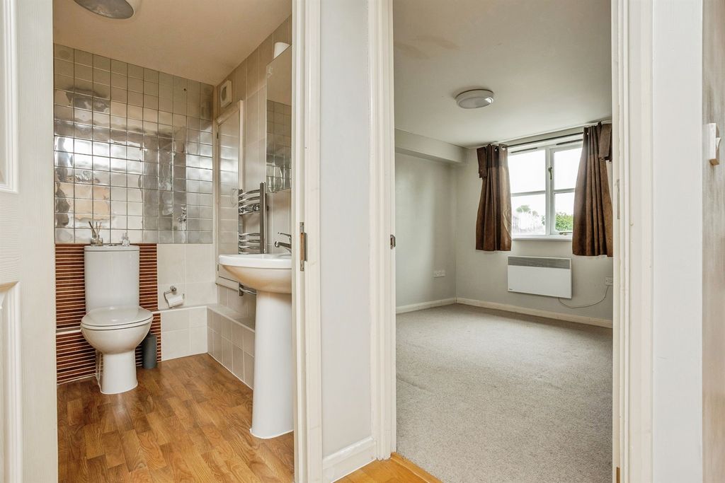 Additional image 9 of 1 bed flat for saleSt. Annes Close, Oakham LE15
