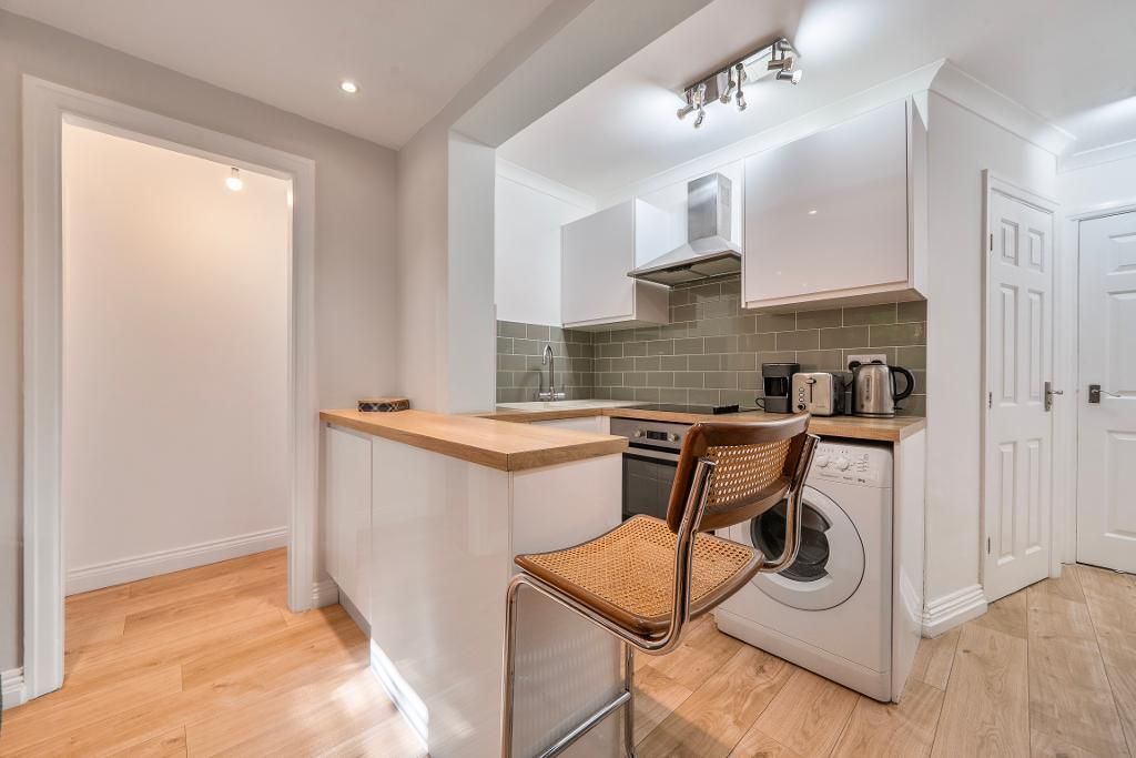 Property photo 3 of 10 Photo 3