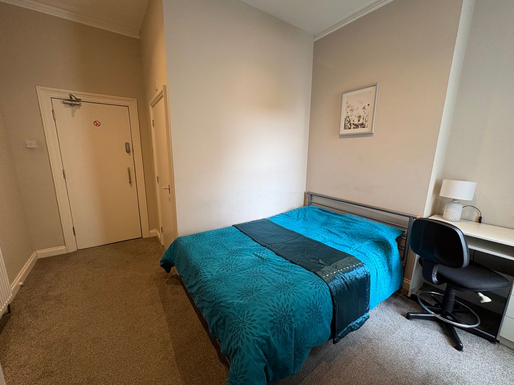 Property photo 3 of 7 Img_3354