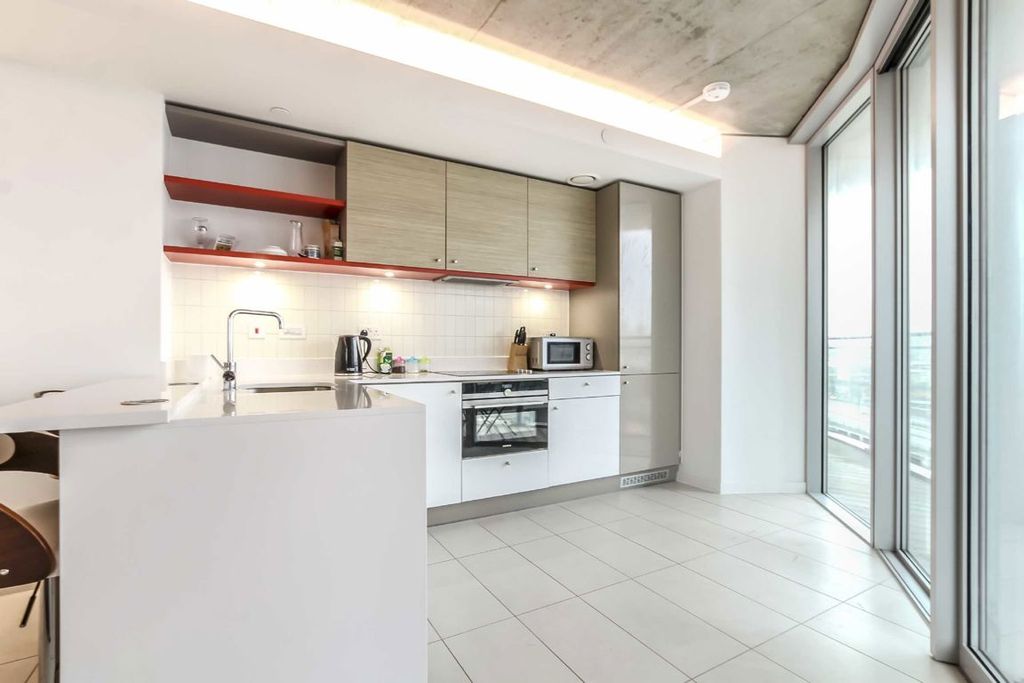 Property photo 2 of 3