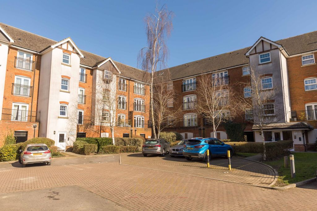 Property photo 1 of 15