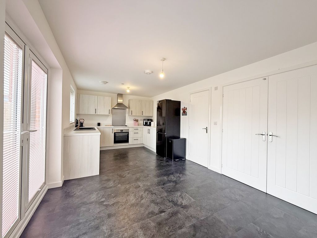 Property photo 3 of 30 Kitchen-Diner