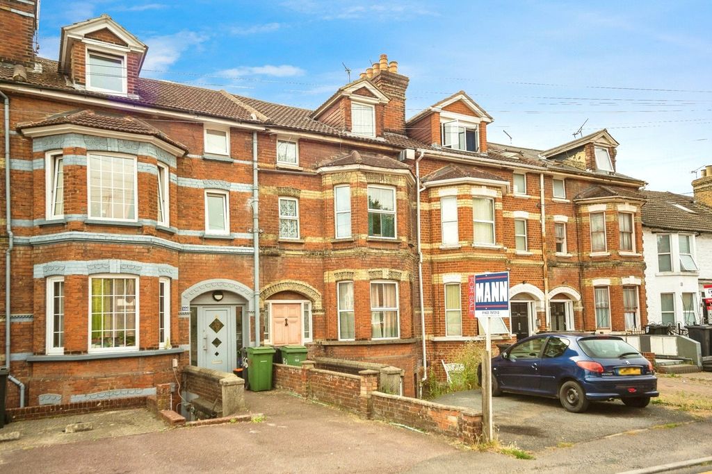 Property photo 3 of 16 Photo