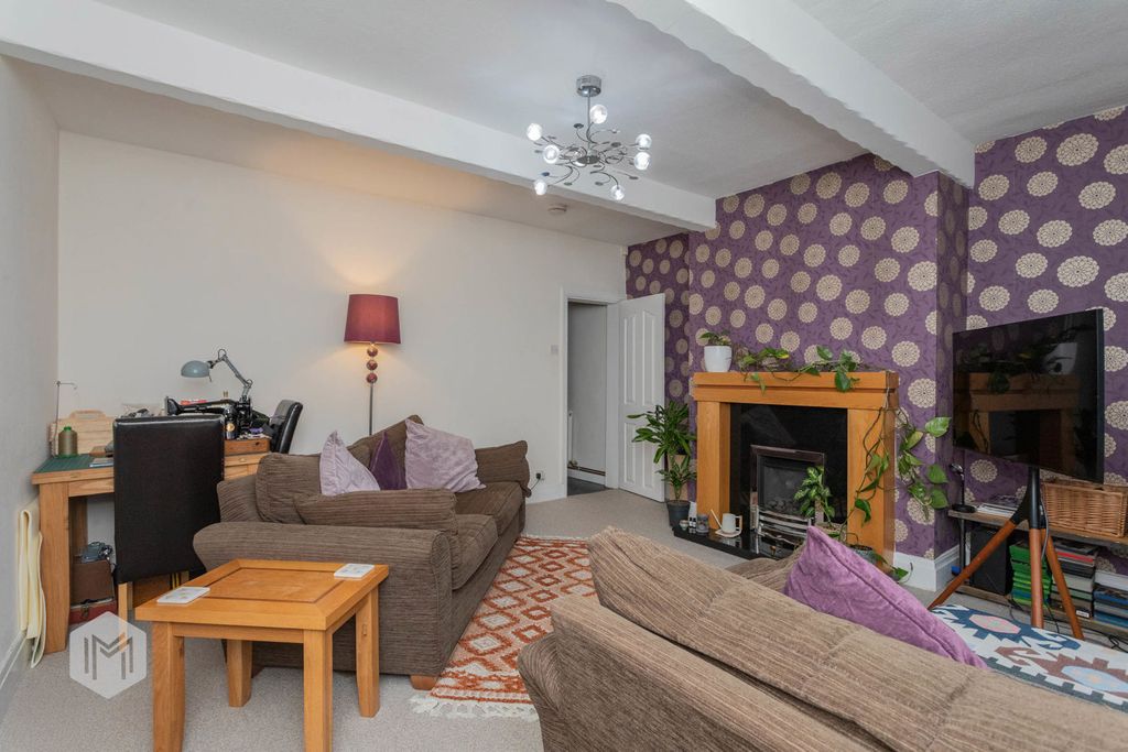 Property photo 2 of 20 Photograph