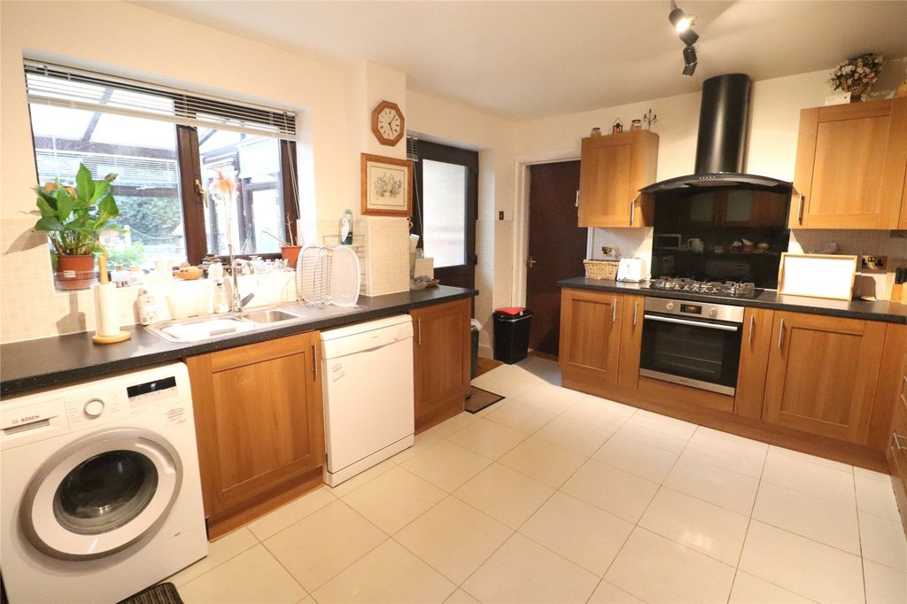 Property photo 3 of 26 Picture No. 14