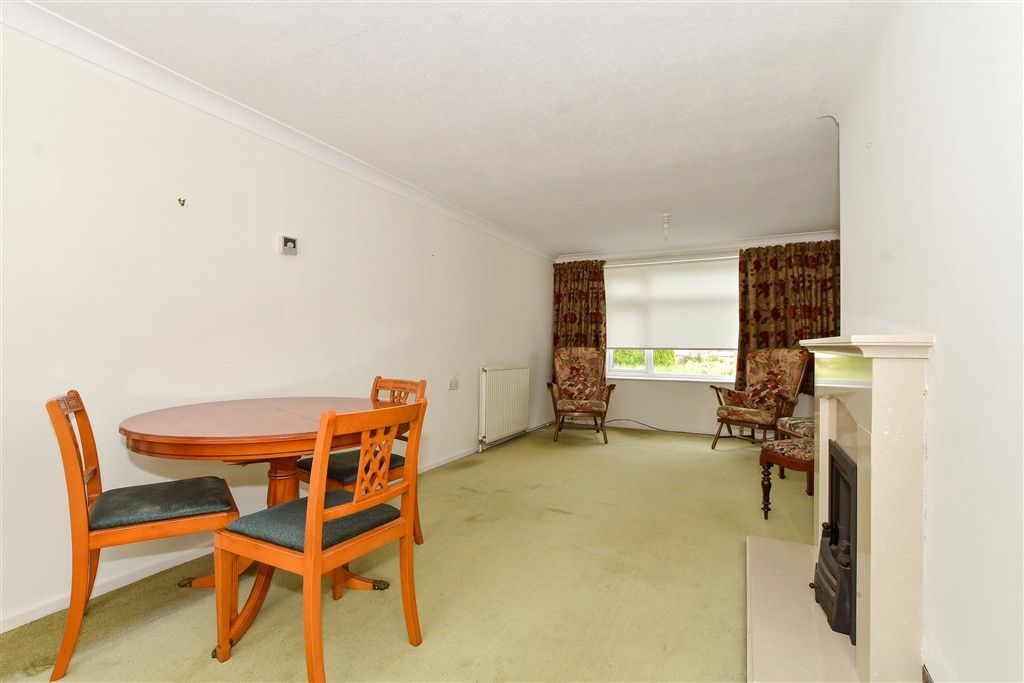 Property photo 3 of 14 Lounge/Dining Room